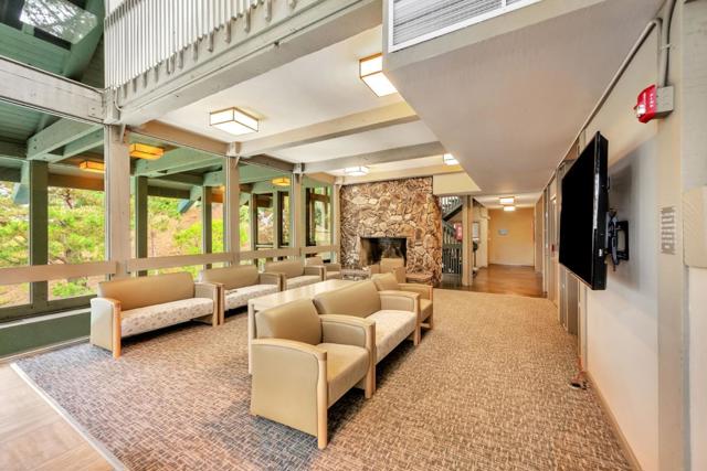 377 Mandarin Drive, Daly City CA: https://media.crmls.org/mediaz/68709cf5-ecf0-4206-bbf0-f3d64cf8dfbd.jpg