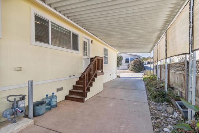 1900 Highway 1, Moss Landing CA: https://media.crmls.org/mediaz/68711584-5c36-43a1-8928-78e34d51bb24.jpg