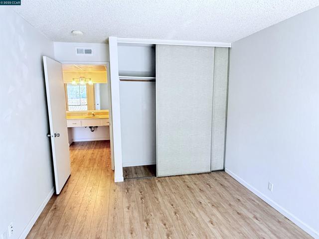 480 N Civic Dr, Walnut Creek CA: https://media.crmls.org/mediaz/6871356b-cf50-434d-8f21-f99a01be213a.jpg