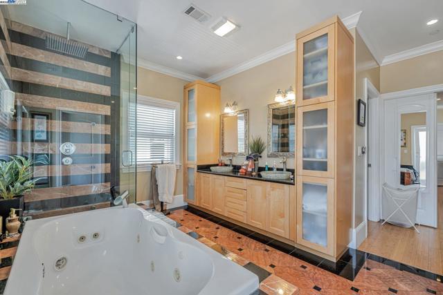 190 Pickering Ave, Fremont CA: https://media.crmls.org/mediaz/68719470-18bf-4289-9d86-f05b1de06f34.jpg
