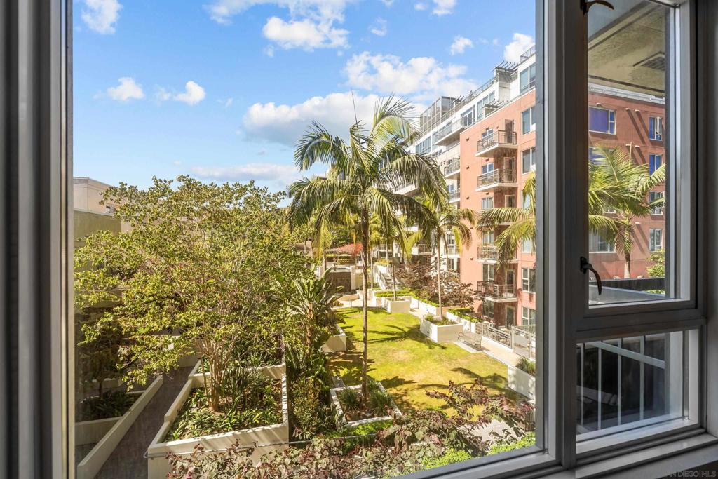 300 Beech - photo 18
