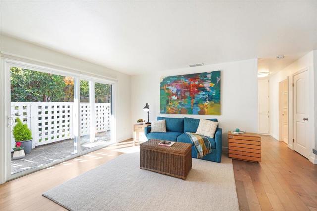 755 14th Avenue, Santa Cruz CA: https://media.crmls.org/mediaz/68728004-d7bd-4b4e-8cef-cf32b182e8c8.jpg