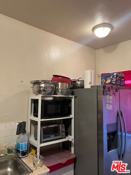 4911 S Normandie Avenue, Los Angeles CA: https://media.crmls.org/mediaz/6872d96e-ab9c-42b4-90fc-33e2ff3ebb36.jpg