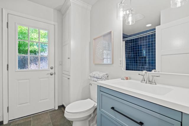 240 Marmona Drive, Menlo Park CA: https://media.crmls.org/mediaz/68736596-519d-49dc-bdce-c2ed78842995.jpg