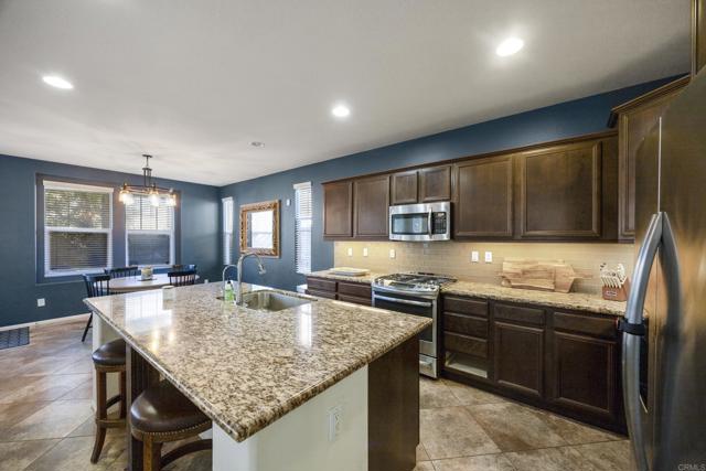 Detail Gallery Image 10 of 39 For 31938 Red Pine Way #93,  Temecula,  CA 92592 - 3 Beds | 2/1 Baths