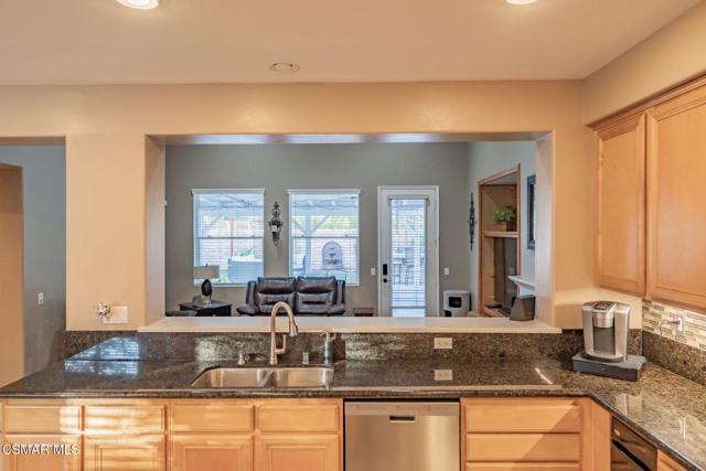 4260 Crabapple Court, Moorpark CA: https://media.crmls.org/mediaz/6874cad4-8427-4882-bc57-5dc6f0dfbf1c.jpg