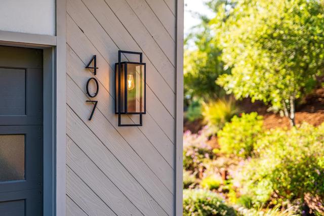 407 Quail Run, Aptos CA: https://media.crmls.org/mediaz/6875108f-9177-457d-8715-24a01d5cdace.jpg
