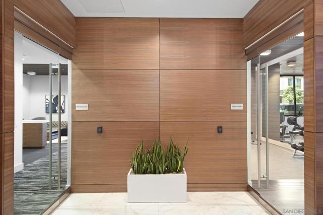 2604 5th Ave, San Diego CA: https://media.crmls.org/mediaz/68752003-73b7-4303-af69-21d022c42597.jpg