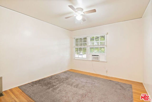 1100 N Louise Street, Glendale CA: https://media.crmls.org/mediaz/68773472-f892-4856-82c7-e1cb57ac7785.jpg