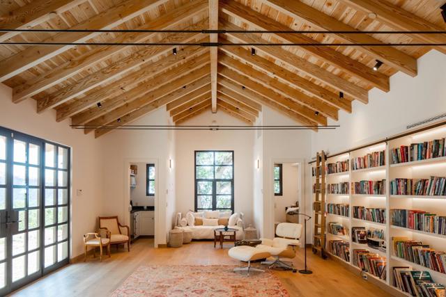 4847 Bixby Creek Road, Carmel CA: https://media.crmls.org/mediaz/68788383-1398-4893-bf72-47f0514d271e.jpg