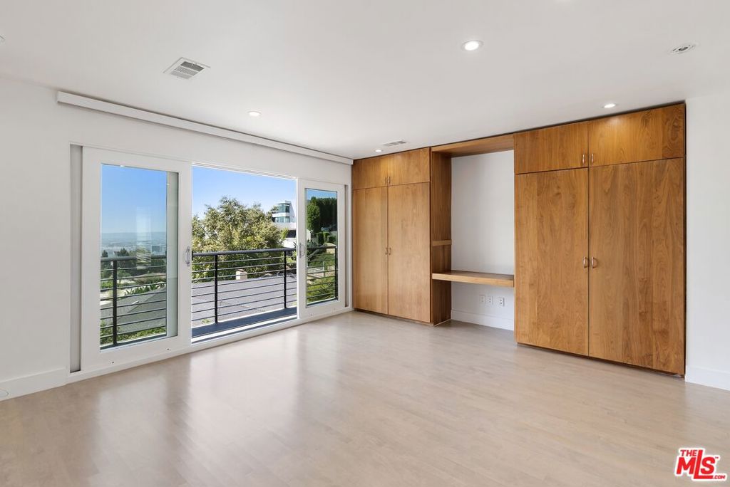 Thumbnail 35