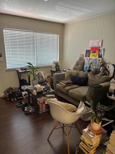 3207 Myles Court, San Jose CA: https://media.crmls.org/mediaz/687b31bf-02ce-474e-b8e9-dcafe60e030e.jpg