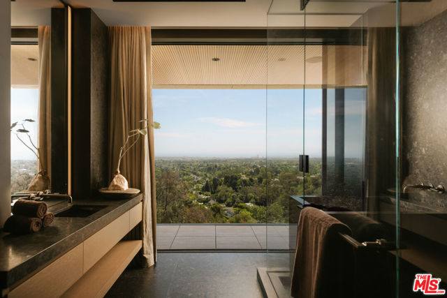 Drew Fenton | 684 Firth Avenue Los Angeles CA | MLS: 7726795