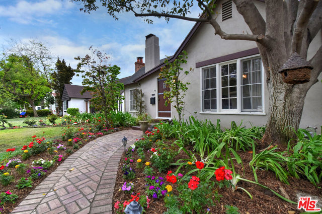 1044 Coolidge Drive, San Gabriel CA: https://media.crmls.org/mediaz/687c3b42-963e-4106-9fcb-07d219034391.jpg