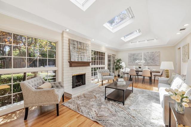 650 Hyde Park, Sunnyvale CA: https://media.crmls.org/mediaz/687c6ba7-a5eb-4abd-9447-1efa2ba3aa91.jpg