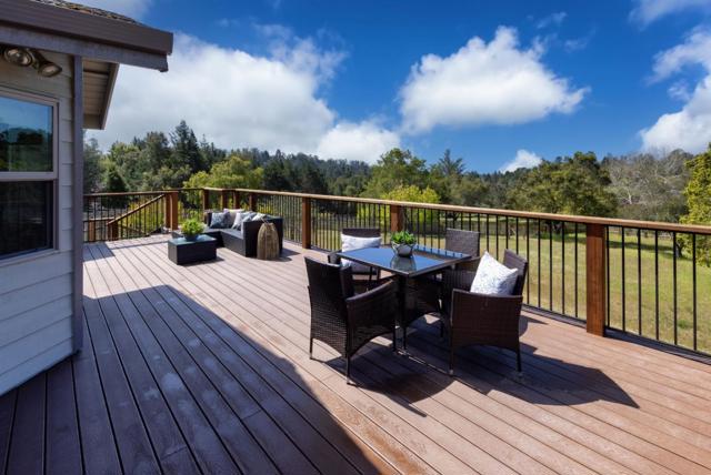 573 Meadow Road, Aptos CA: https://media.crmls.org/mediaz/687cdbb6-d77e-4017-95af-6762b390ee85.jpg