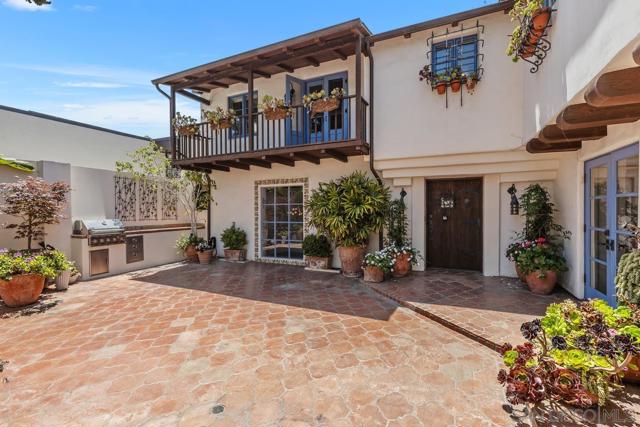 7728 Ludington Pl, La Jolla CA: https://media.crmls.org/mediaz/687dc95c-5692-4cf0-beb8-dc608dfe4c80.jpg