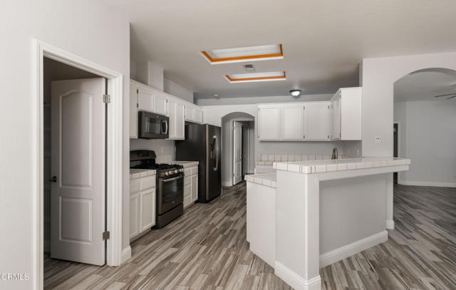 Detail Gallery Image 14 of 37 For 8611 Harbor Club Dr, Bakersfield,  CA 93312 - 3 Beds | 2 Baths