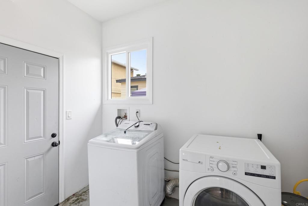4133 Van Dyke Avenue - photo 17