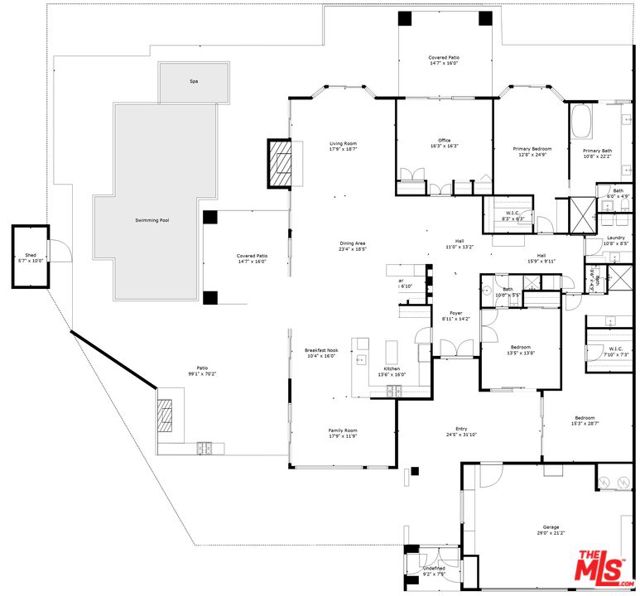4 Trinity Court, Rancho Mirage CA: https://media.crmls.org/mediaz/6881b32c-7cfb-4b65-ae50-bb1ce2e1ffc0.jpg
