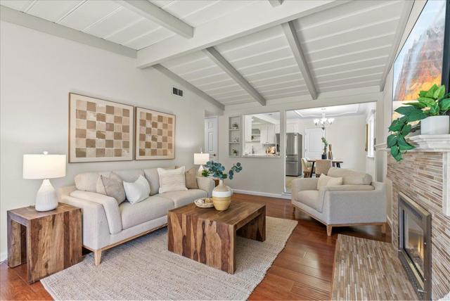 1648 Mount Rainier Avenue, Milpitas CA: https://media.crmls.org/mediaz/6881eff0-ae29-4a0b-8edd-22e54488f987.jpg