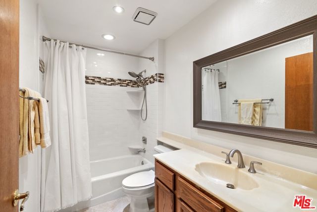 14630 Dickens Street, 105 photo 31