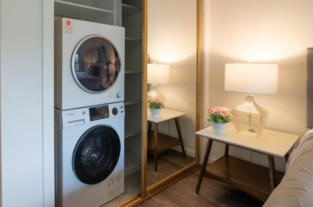 894 Oak Leaf Way, Napa CA: https://media.crmls.org/mediaz/68841f75-f794-4532-a0e6-aeb2a74e2e68.jpg