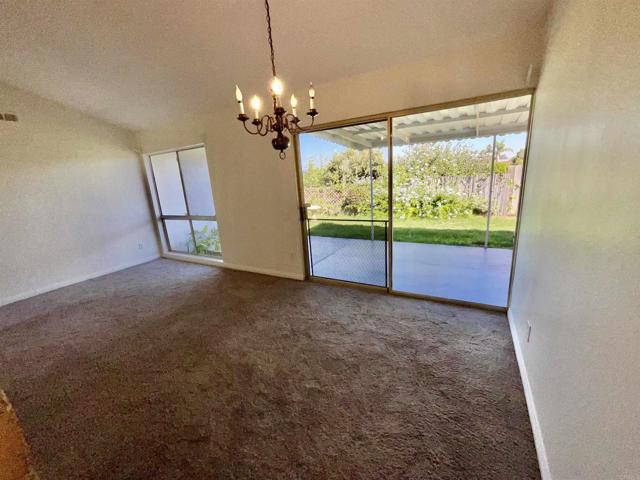 Detail Gallery Image 10 of 49 For 3128 Governor Dr, San Diego,  CA 92122 - 4 Beds | 2 Baths