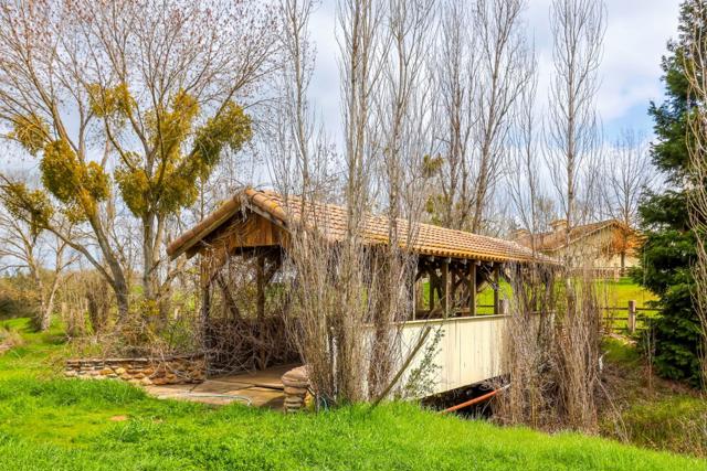 24943 N McIntire Road, Clements CA: https://media.crmls.org/mediaz/6884fa40-514f-432c-bb6f-9d4b3baf93ad.jpg