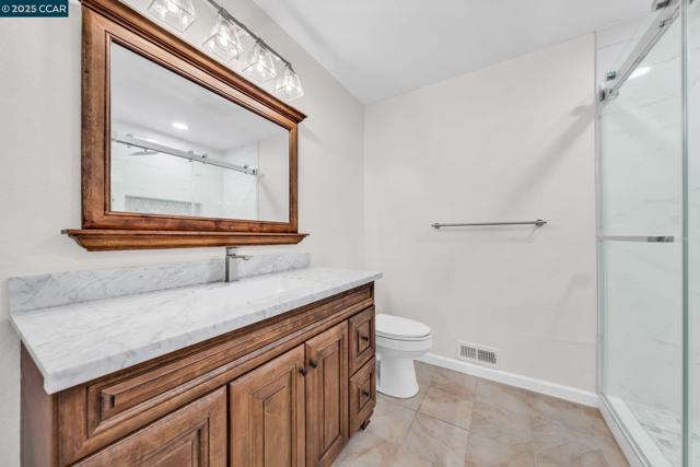 4020 Westminster Pl, Danville CA: https://media.crmls.org/mediaz/688578f2-0f85-4d5a-b57e-5e1af21c1f0d.jpg