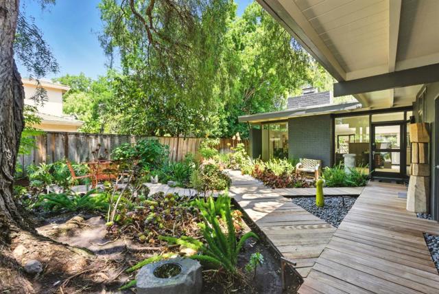 964 Colonial Lane, Palo Alto CA: https://media.crmls.org/mediaz/68858236-3b27-4ca1-8b7d-6089d59473ce.jpg