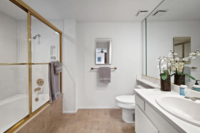38 Conejo Circle, Palm Desert CA: https://media.crmls.org/mediaz/68863b6c-ff25-4bdc-99c9-f20252bfe3ec.jpg