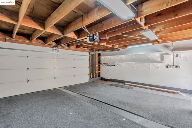 1160 Marianas Ln, Alameda CA: https://media.crmls.org/mediaz/68864165-c2c1-4f5b-b0b9-96e518be3be3.jpg