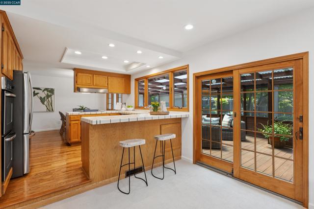 1752 Berrywood Ct, Concord CA: https://media.crmls.org/mediaz/68872013-74f9-41fe-9aa0-5c57218a9eb0.jpg