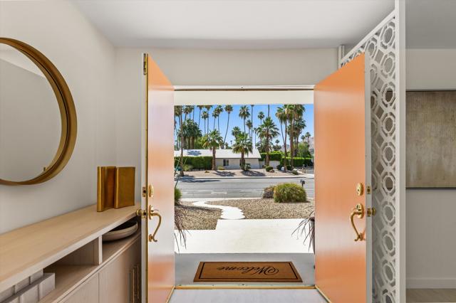 1177 S Farrell Drive, Palm Springs CA: https://media.crmls.org/mediaz/688855ca-c7aa-43f2-bcab-745504a731ea.jpg