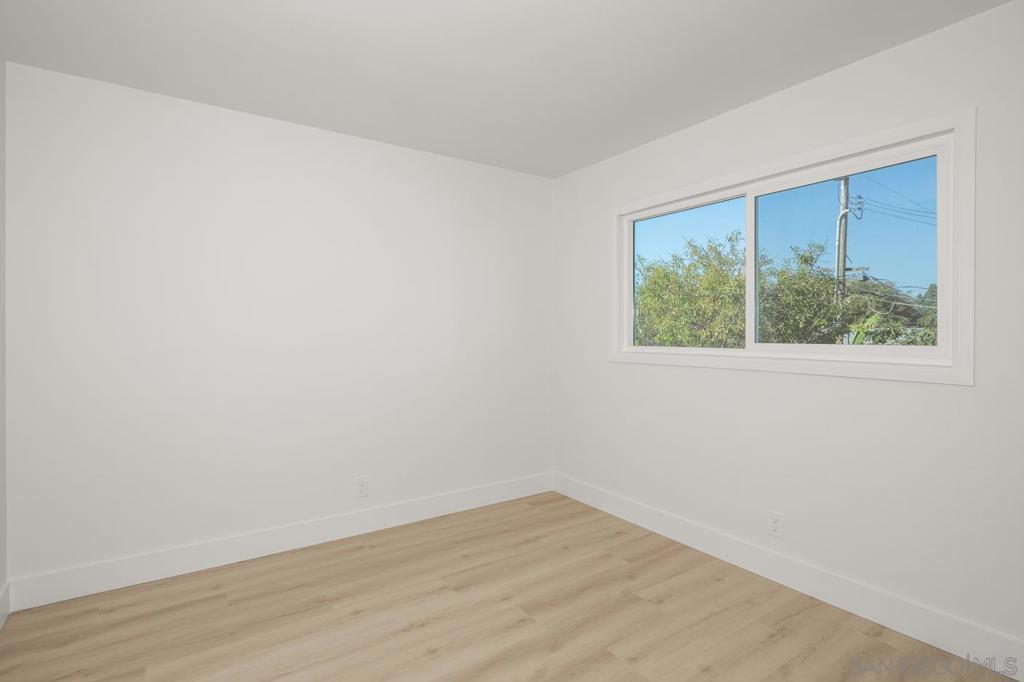 MLS #250042671SD image #27