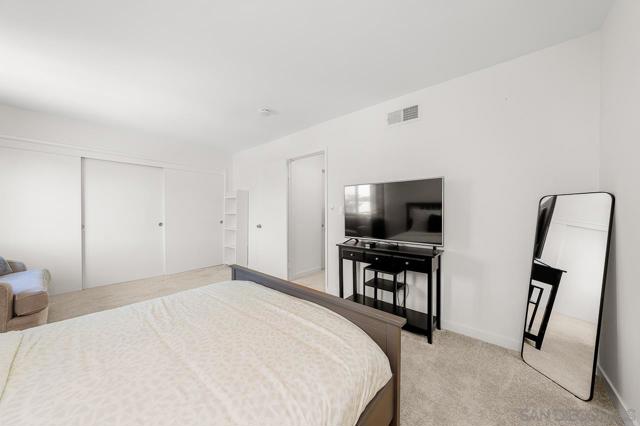5800 Lake Murray Blvd, La Mesa CA: https://media.crmls.org/mediaz/6889792e-7811-434e-9536-7fe60ba225a8.jpg