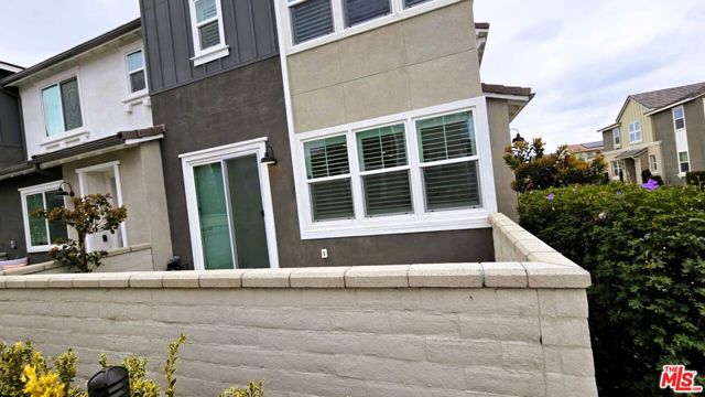 3669 E Happy Paseo, Ontario CA: https://media.crmls.org/mediaz/688aeccb-722a-4c9e-b818-718c026ae184.jpg
