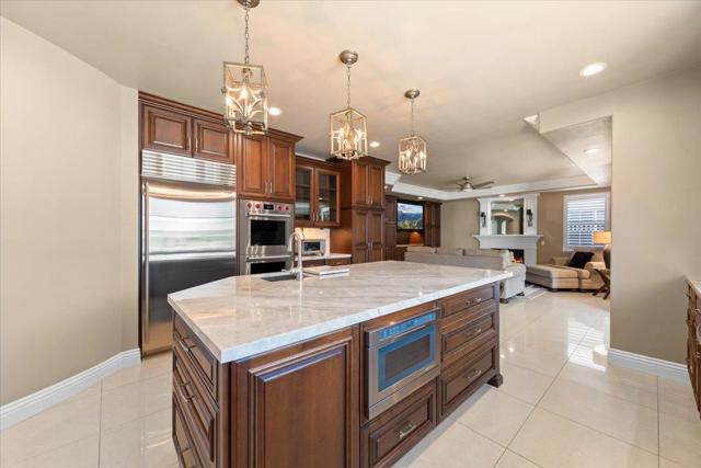 834 English Walnut Way, Morgan Hill CA: https://media.crmls.org/mediaz/688b2493-f60d-48a5-9956-4a74a480fee5.jpg