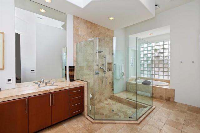 79965 Del Sol A Sol, La Quinta CA: https://media.crmls.org/mediaz/688be2a8-7407-4da7-9b79-4012fbbcc821.jpg