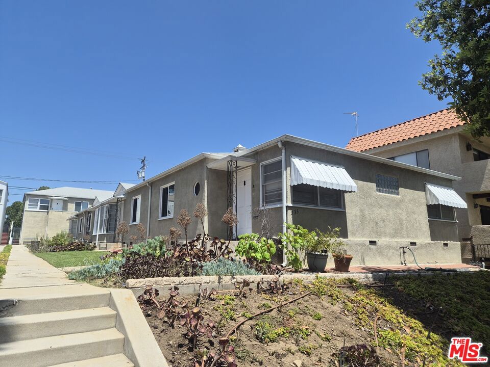 Multifamily at 833 16th Street