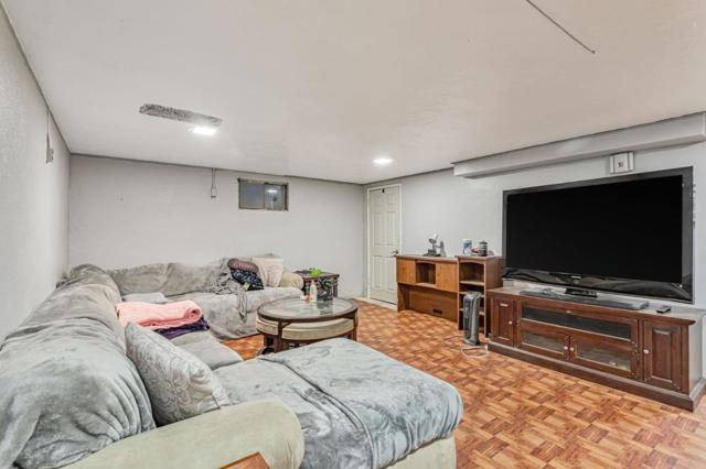 14205 Sycamore Avenue, San Martin CA: https://media.crmls.org/mediaz/688dd523-6555-4f46-9736-a144bd5712be.jpg