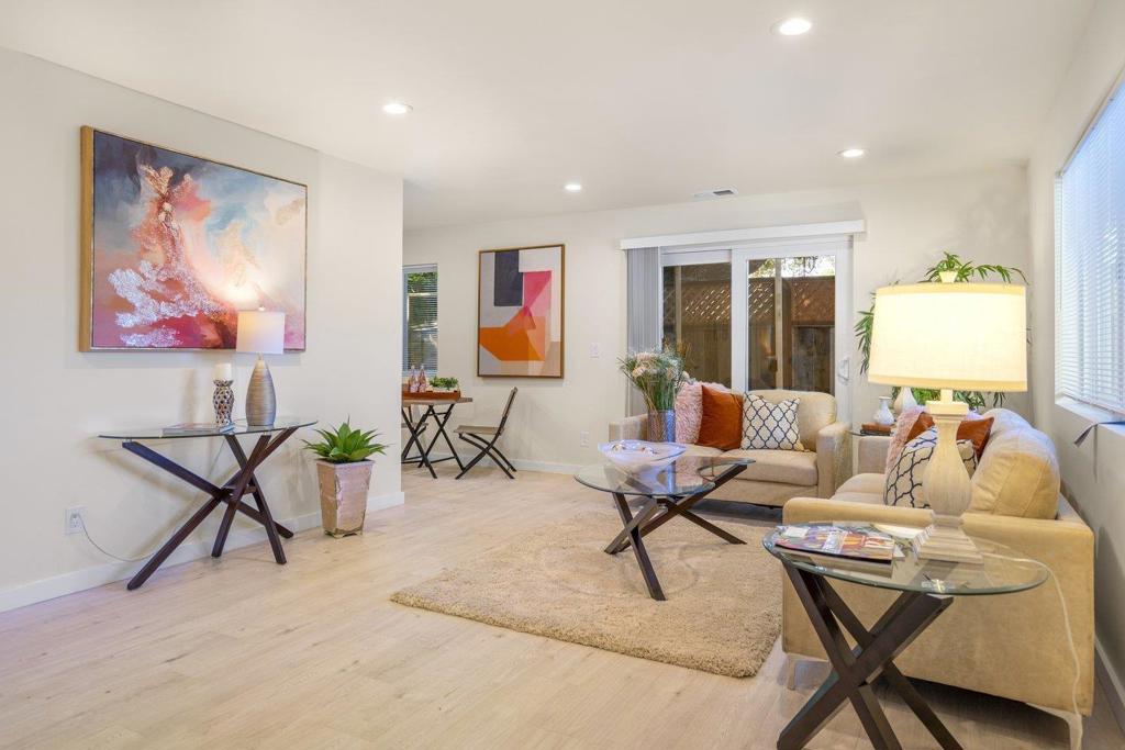 2387 Dumbarton Avenue #2