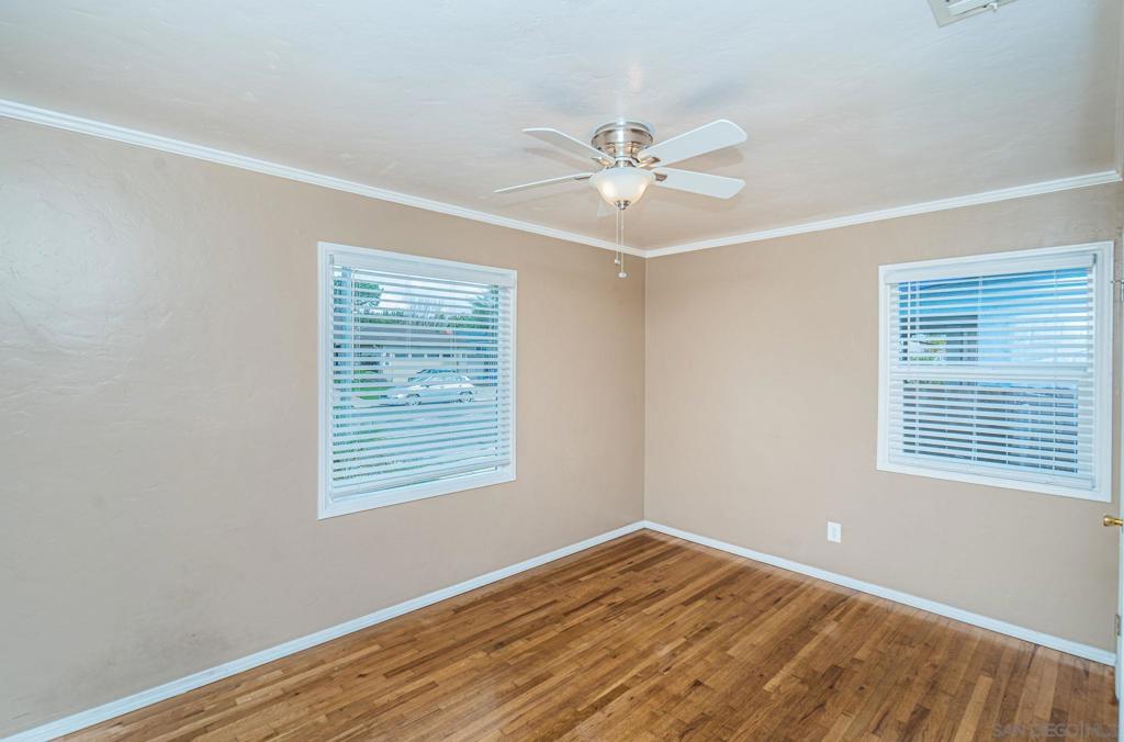 4954 63rd - photo 18