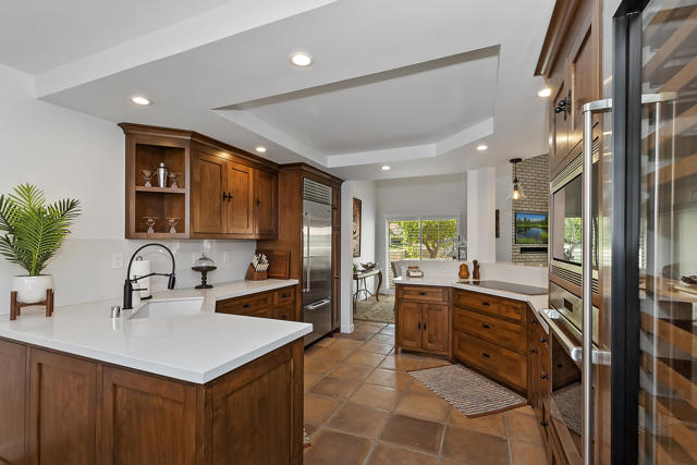 017_Kitchen