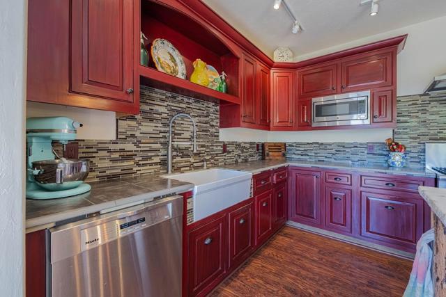 8543 Carmel Valley Road, Carmel Valley CA: https://media.crmls.org/mediaz/689012ec-f62e-46ad-a06d-953b437471a5.jpg