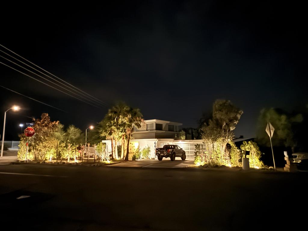https://media.crmls.org/mediaz/68909893-ce13-43ec-a1b7-a5a8155883a2.jpg?preset=X-Large