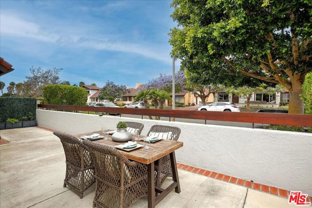 4751 Camino Del Rey, Santa Barbara CA: https://media.crmls.org/mediaz/68918fa0-da4c-48e6-8b03-31403190aaac.jpg