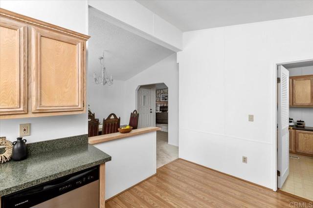 5128 Don Mata, Carlsbad CA: https://media.crmls.org/mediaz/68919638-a360-4c0f-9f61-0e04bc12fabe.jpg