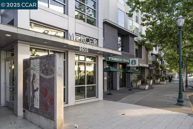 1655 N CALIFORNIA, Walnut Creek CA: https://media.crmls.org/mediaz/6891cc01-d7f4-4fbb-b831-c9489bfd1d3b.jpg